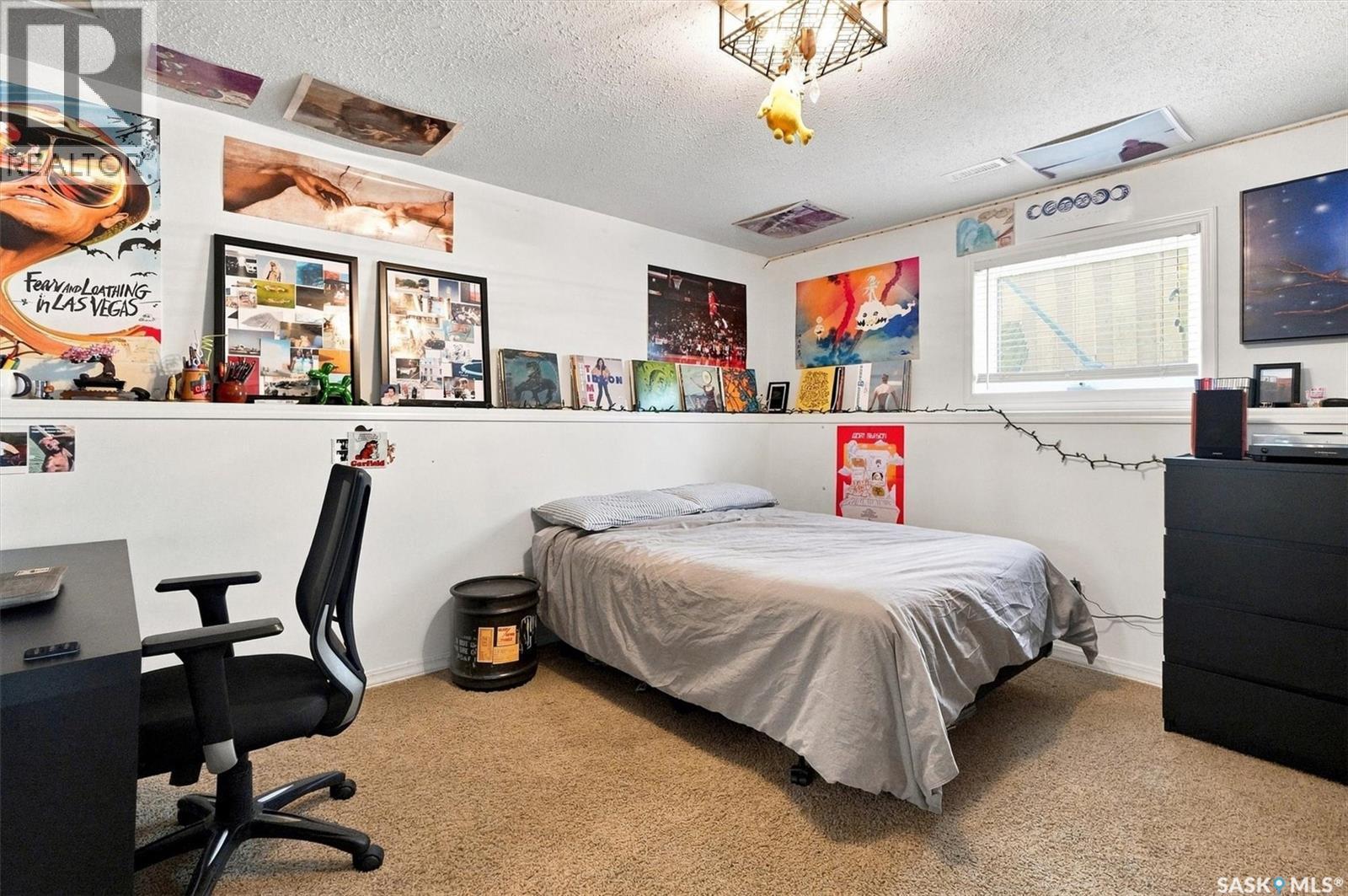 547 Bayview Terrace, Saskatoon, SK - Indoor Photo Showing Bedroom