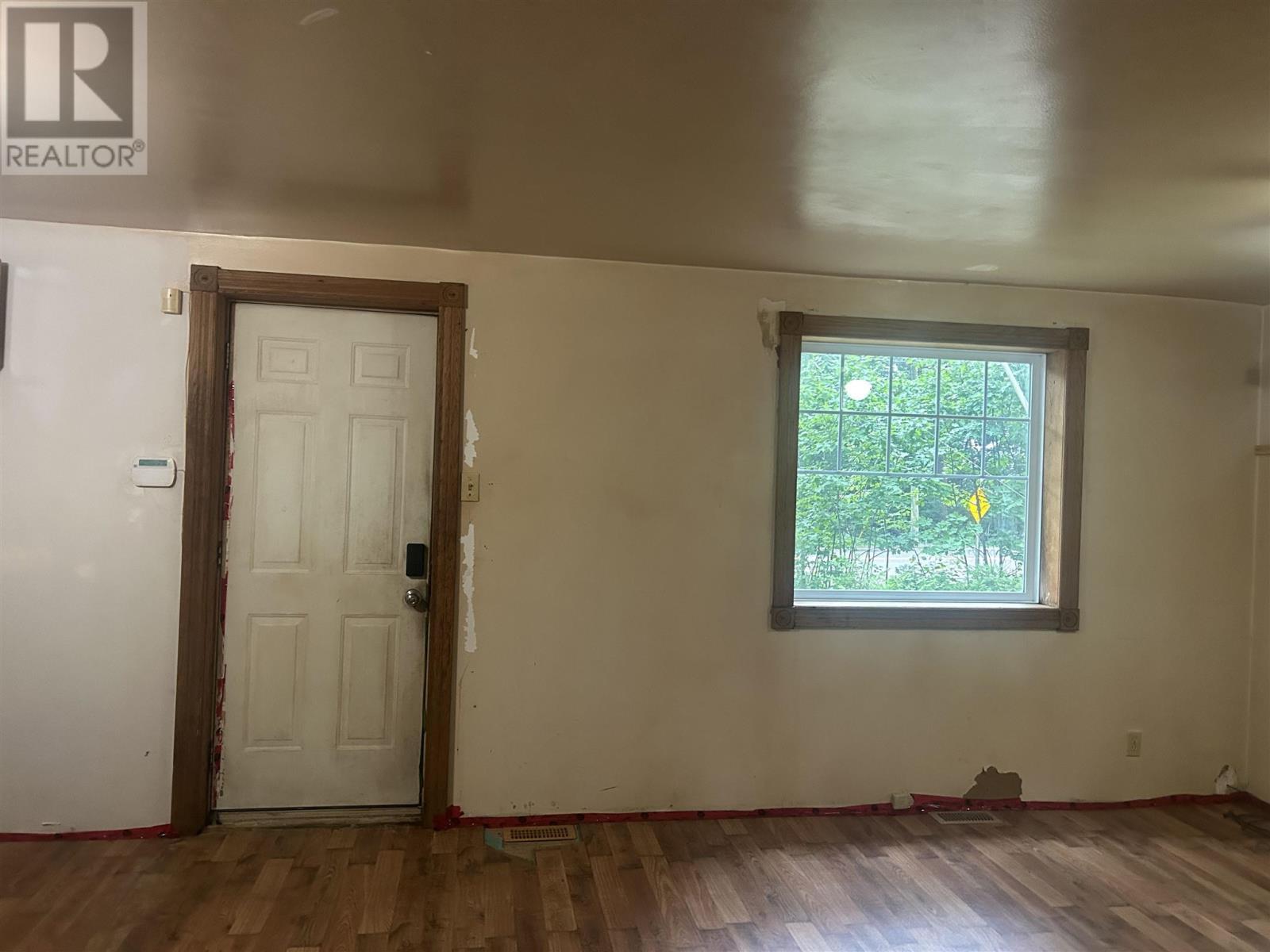 4760 Second Lin W, Prince Township, ON - Indoor Photo Showing Other Room