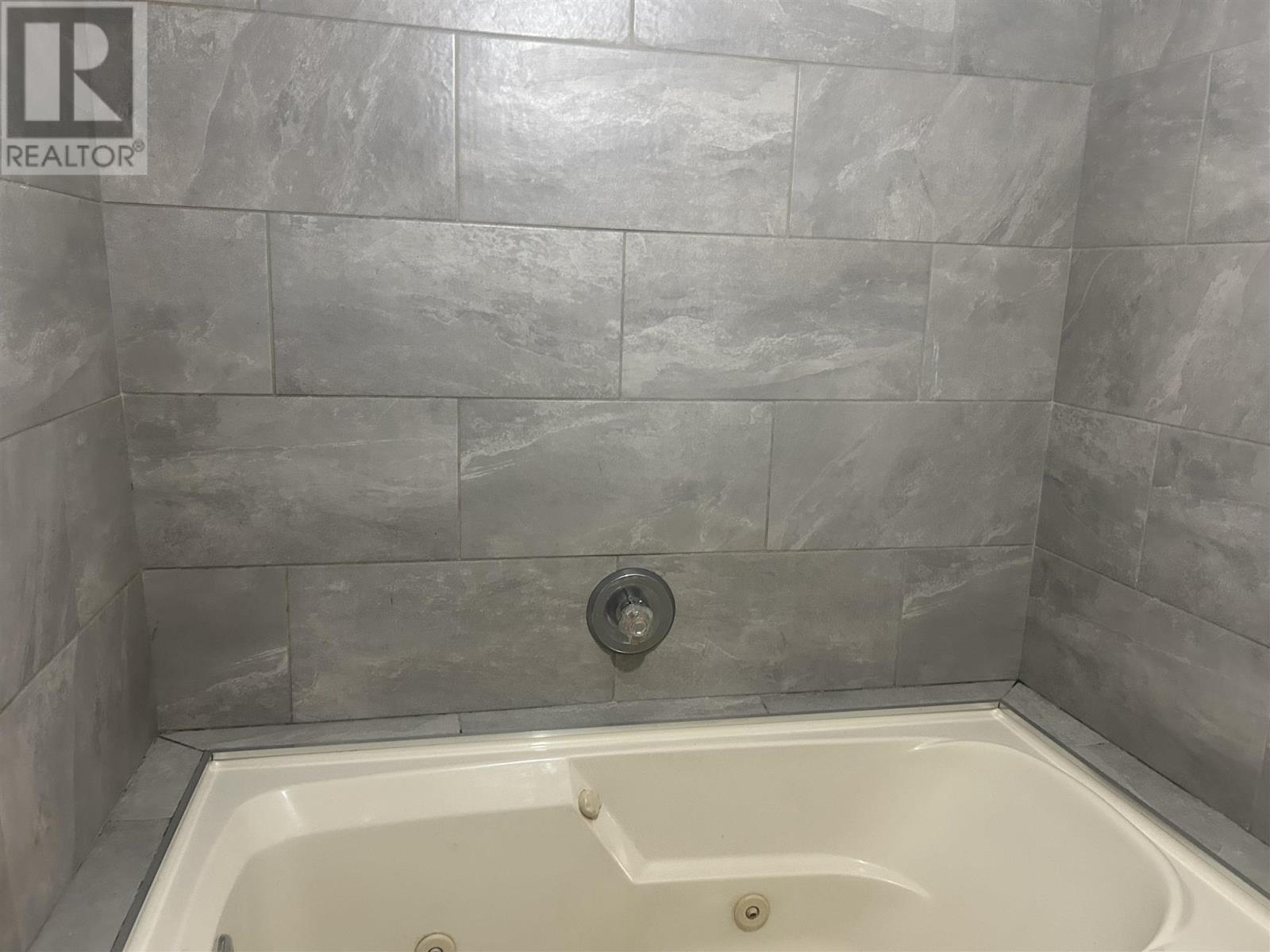 4760 Second Lin W, Prince Township, ON - Indoor Photo Showing Bathroom