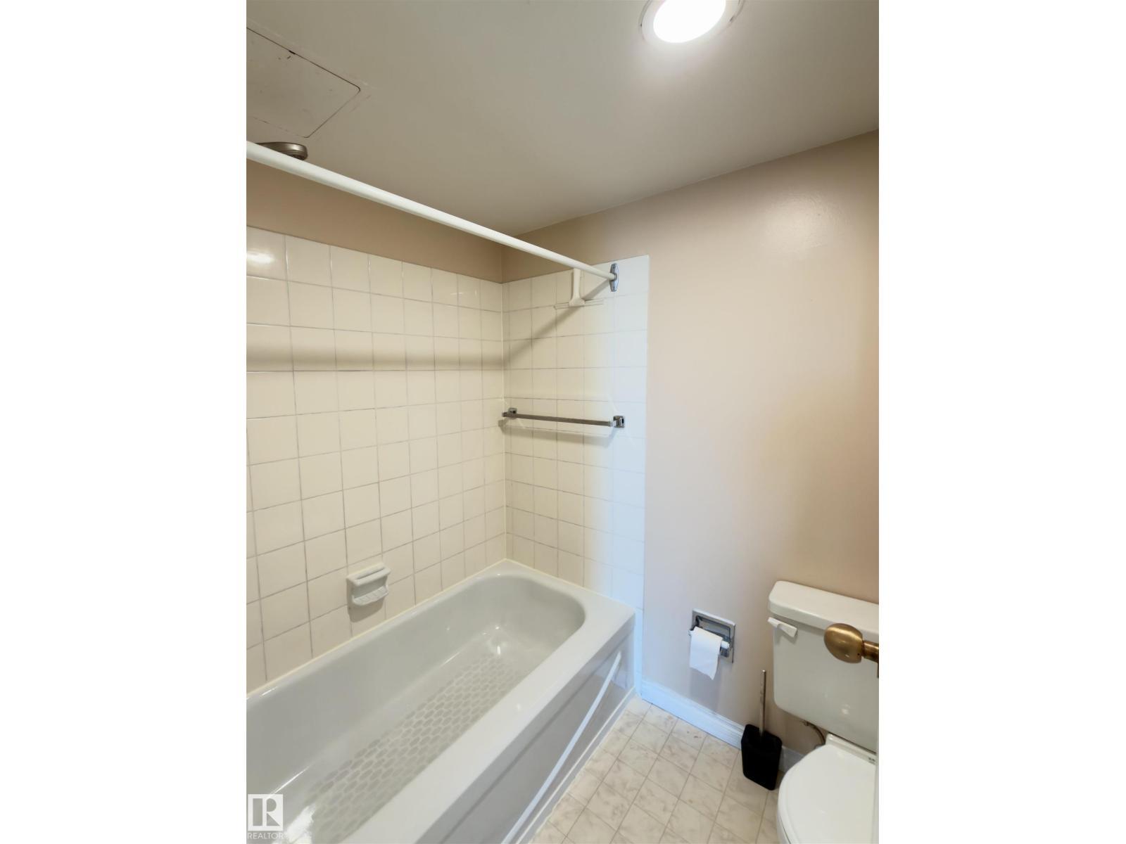 #700 10149 Saskatchewan Dr Nw, Edmonton, AB