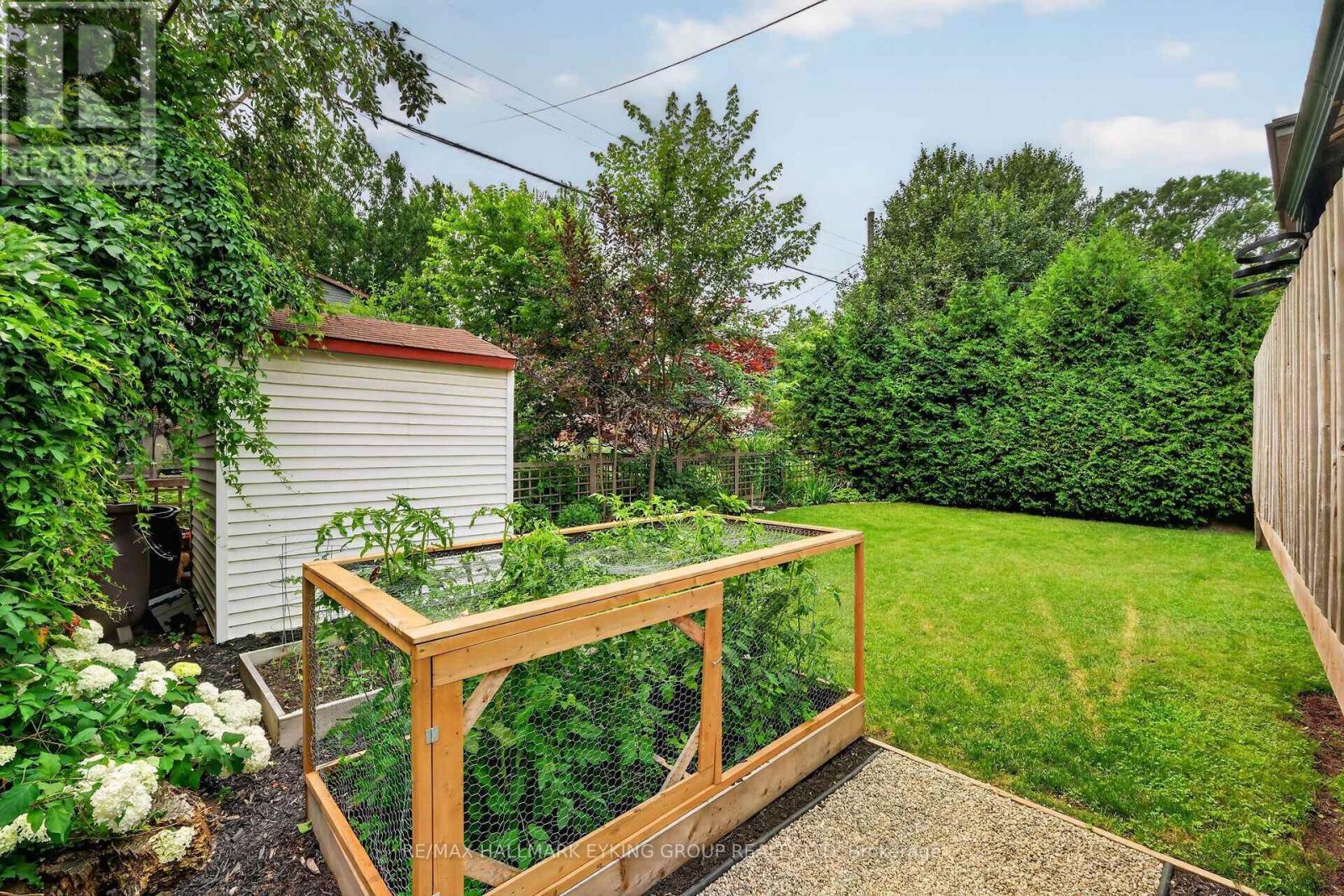 20 Belgrave Road, Ottawa, ON - Outdoor
