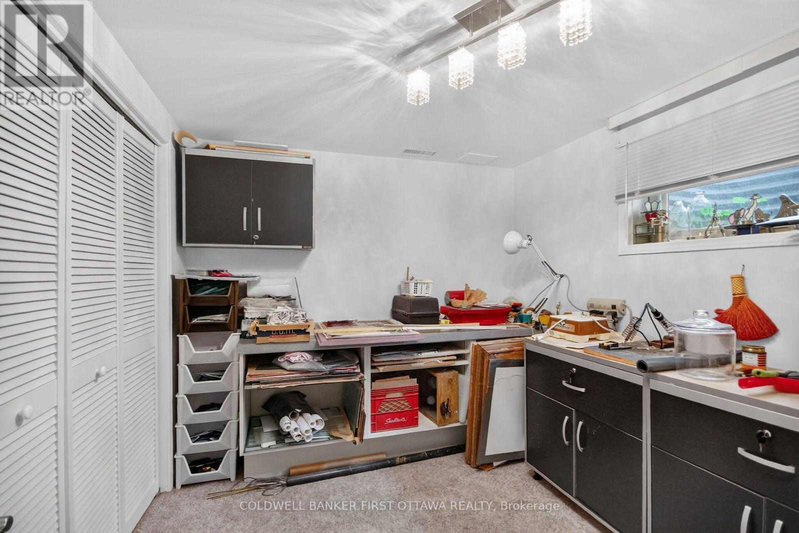 2014 River Road N, Ottawa, ON - Indoor