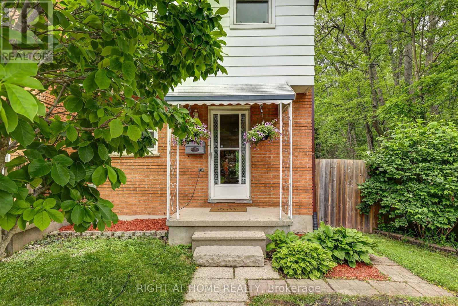 Welcome to 81 Parkside Dr #5 - 5 - 81 Parkside Drive, St. Thomas, ON - Outdoor