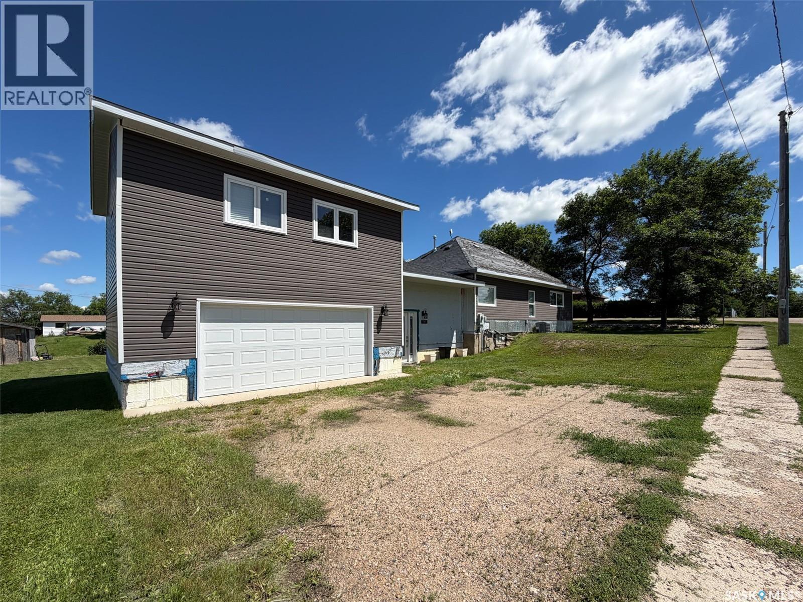 295 Ensign Street, Pennant, SK - Outdoor