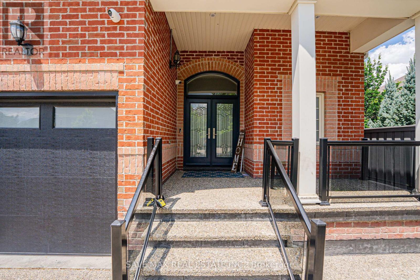 47 Legendary Circle, Brampton, ON - Outdoor With Exterior