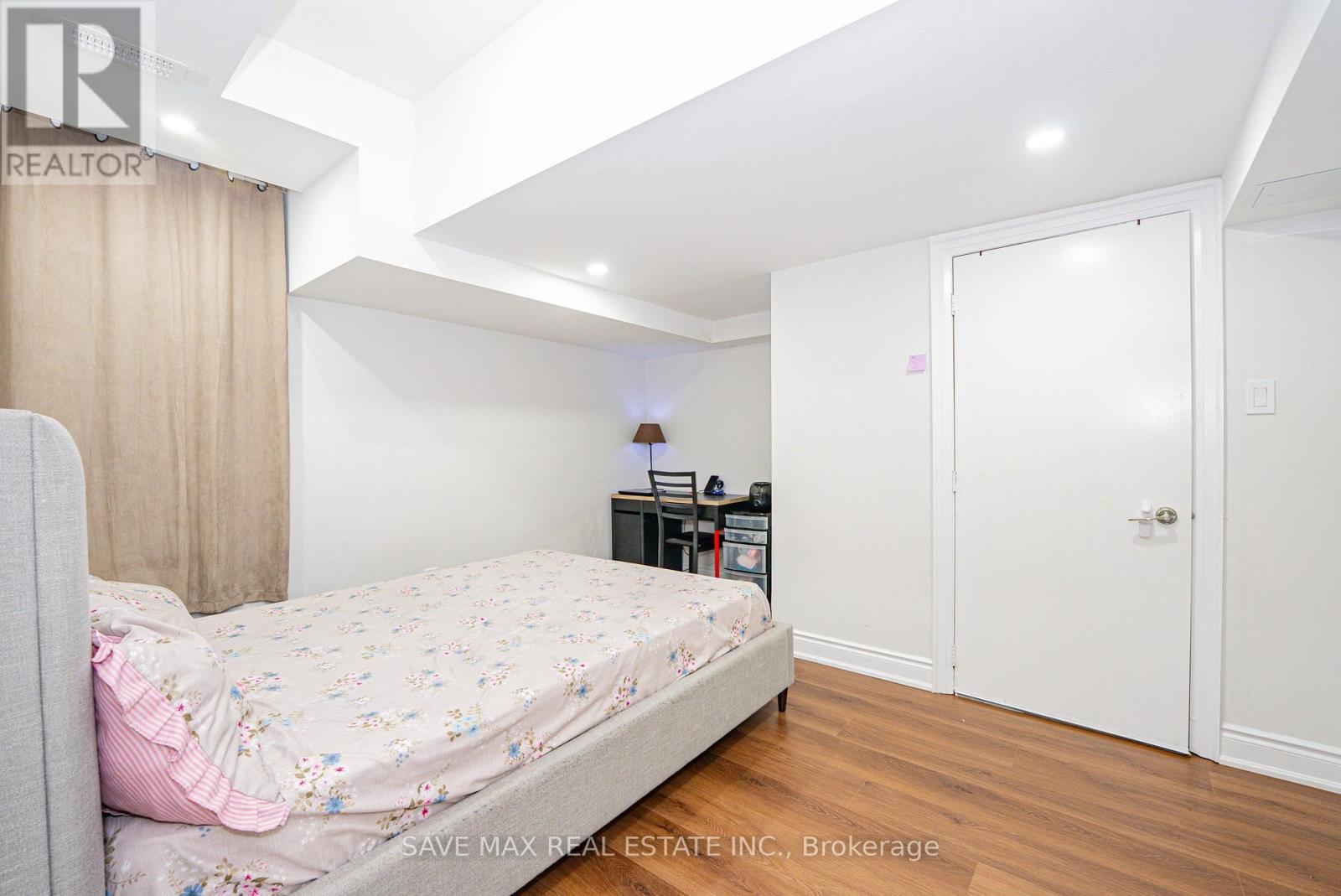 47 Legendary Circle, Brampton, ON - Indoor Photo Showing Bedroom