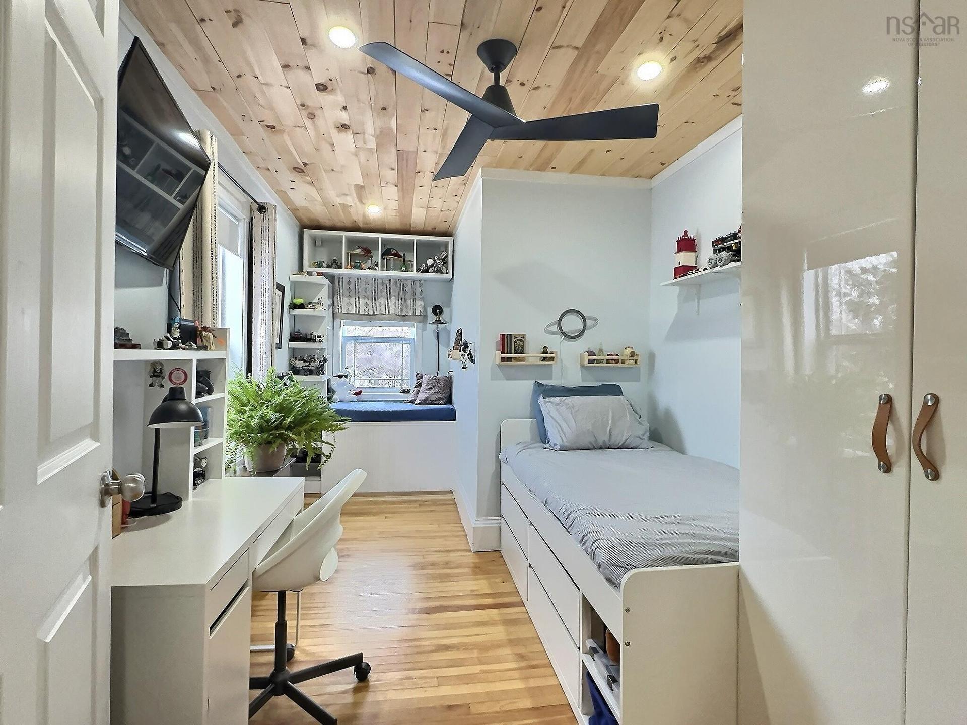 355 Queen Street, Truro, NS - Indoor