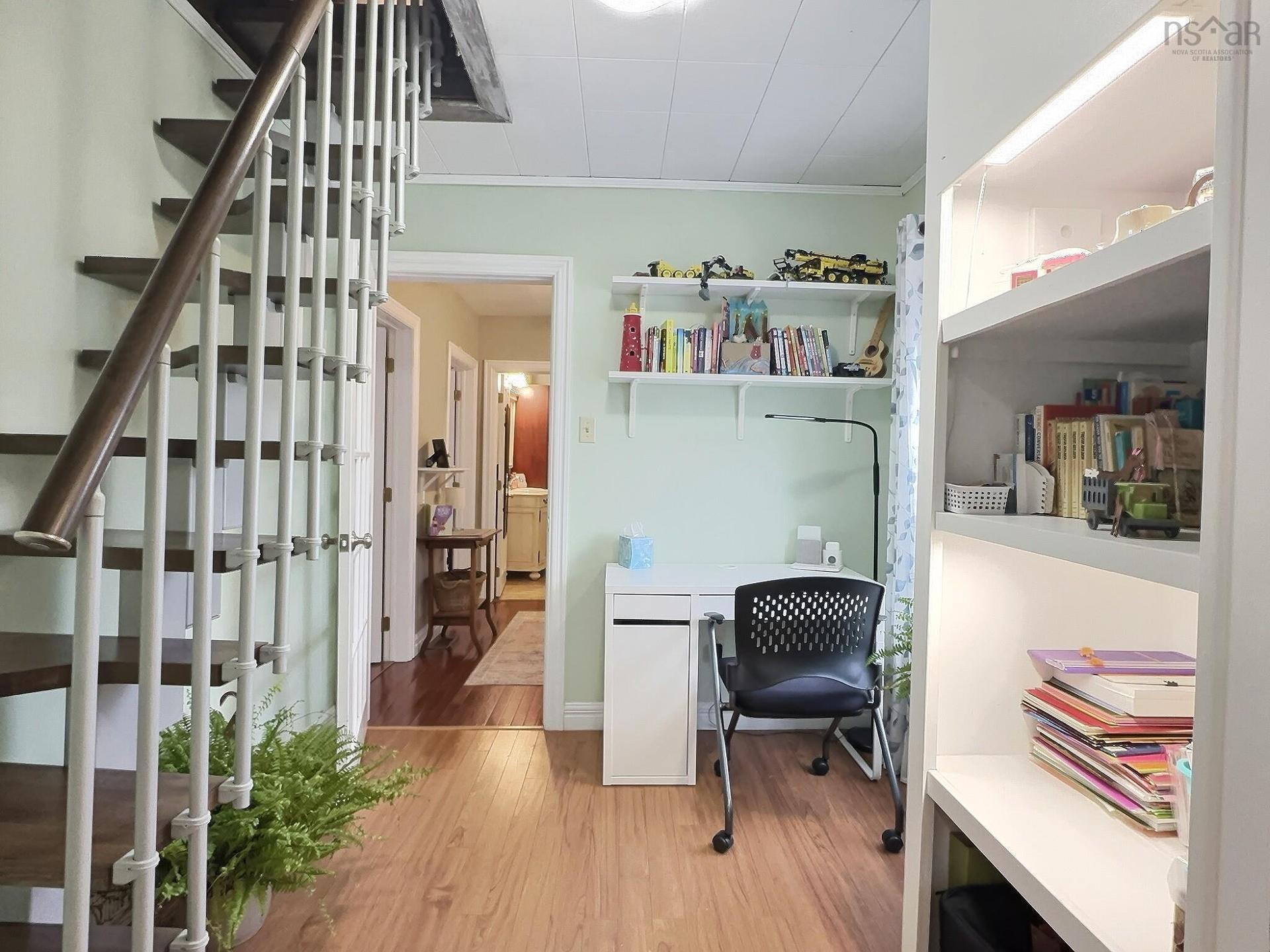 355 Queen Street, Truro, NS - Indoor Photo Showing Other Room