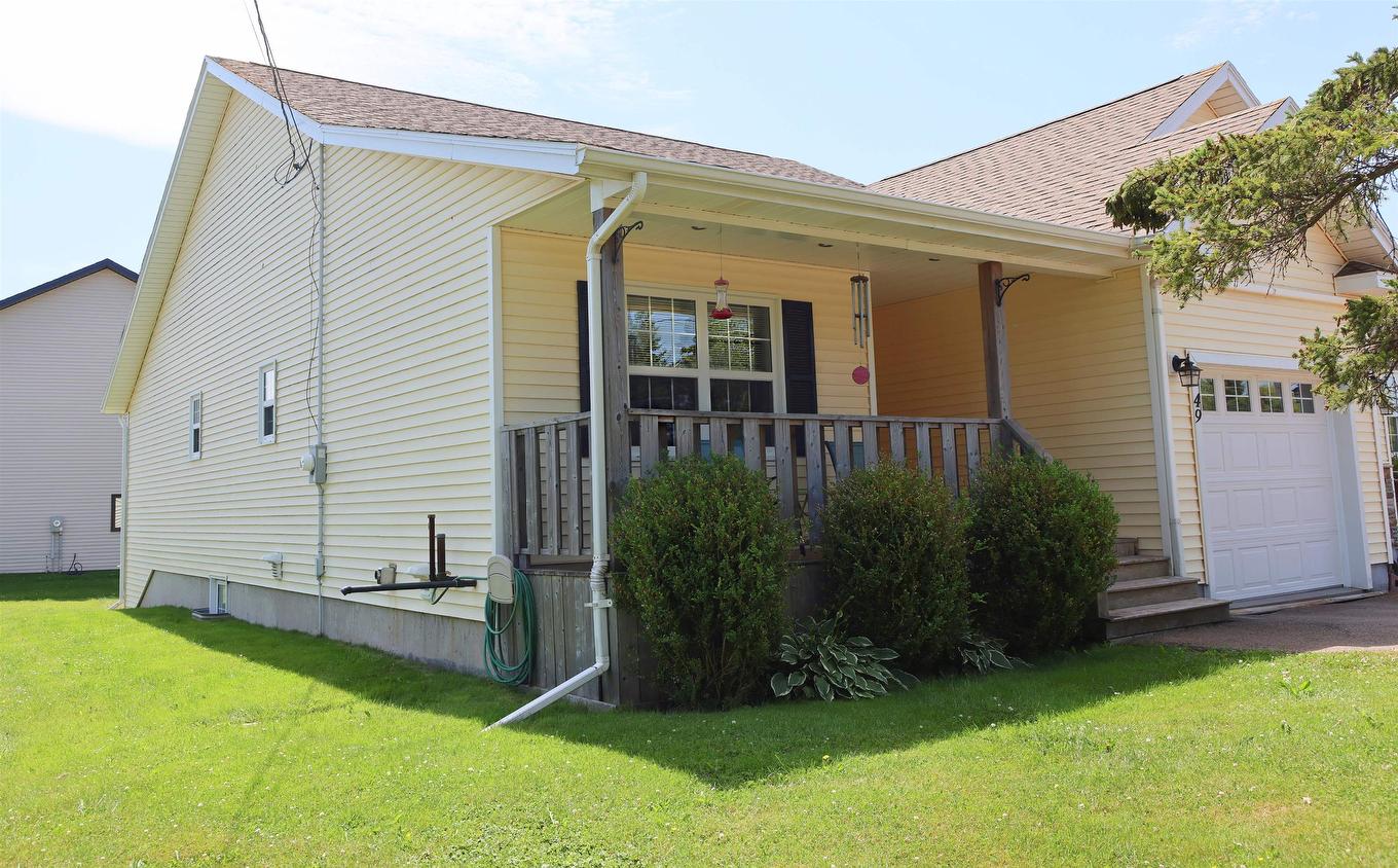 49 Royalty Road, Charlottetown, PE - Outdoor With Deck Patio Veranda
