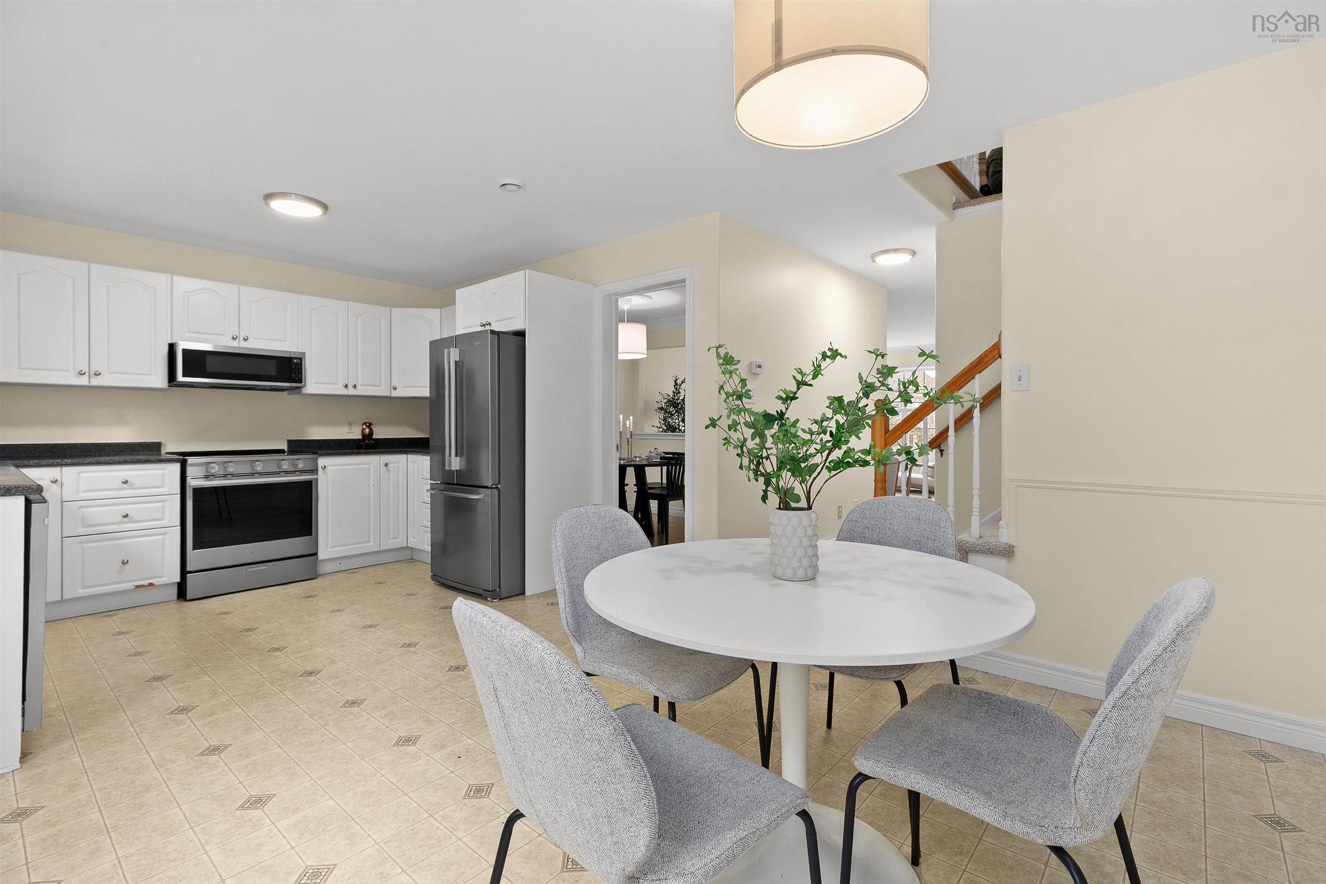 36 Stratford Way, Halifax, NS - Indoor Photo Showing Dining Room