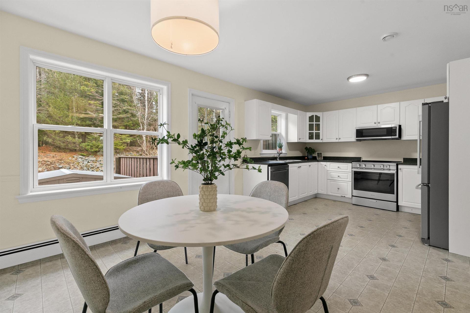 36 Stratford Way, Halifax, NS - Indoor Photo Showing Dining Room