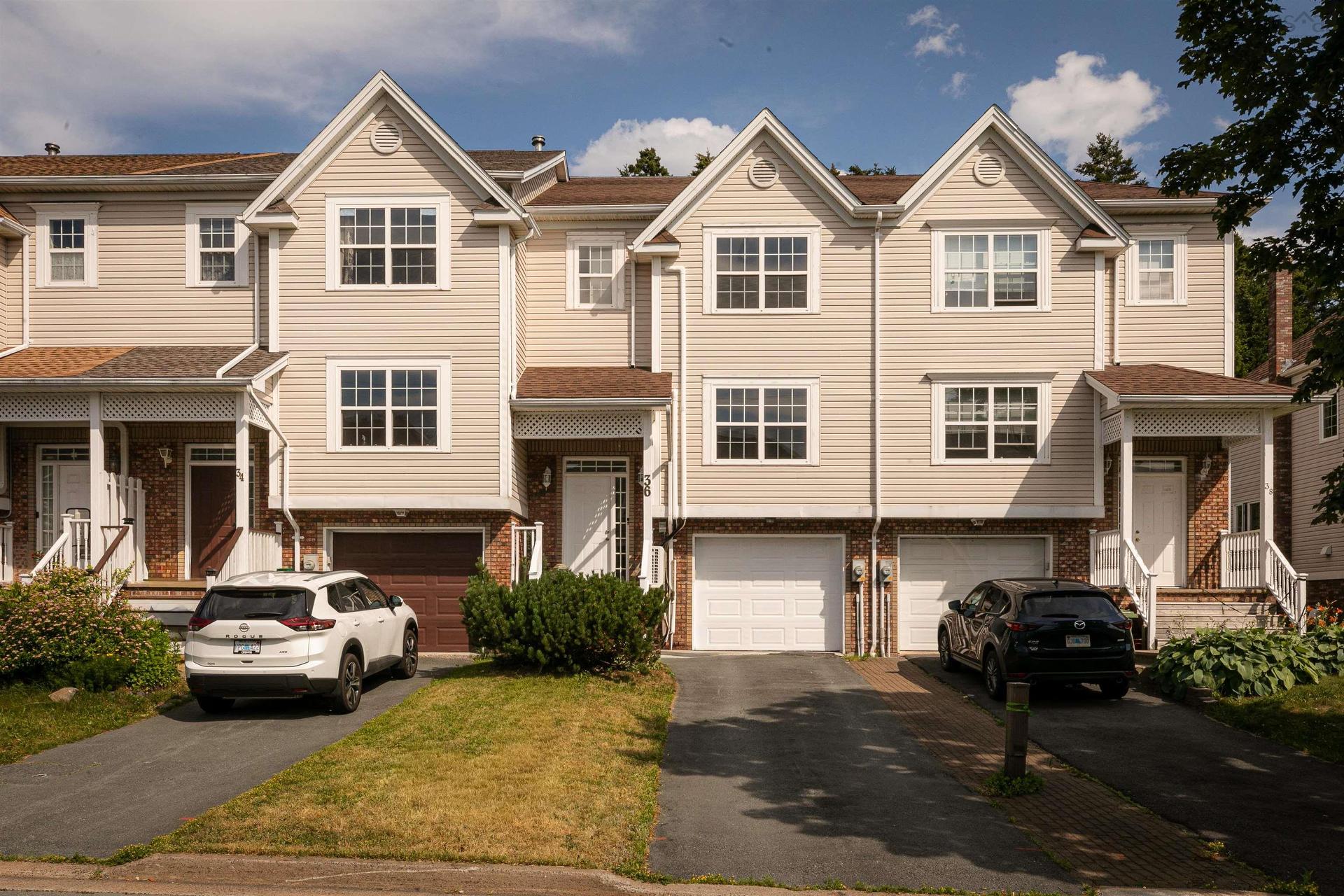 36 Stratford Way, Halifax, NS - Outdoor With Facade