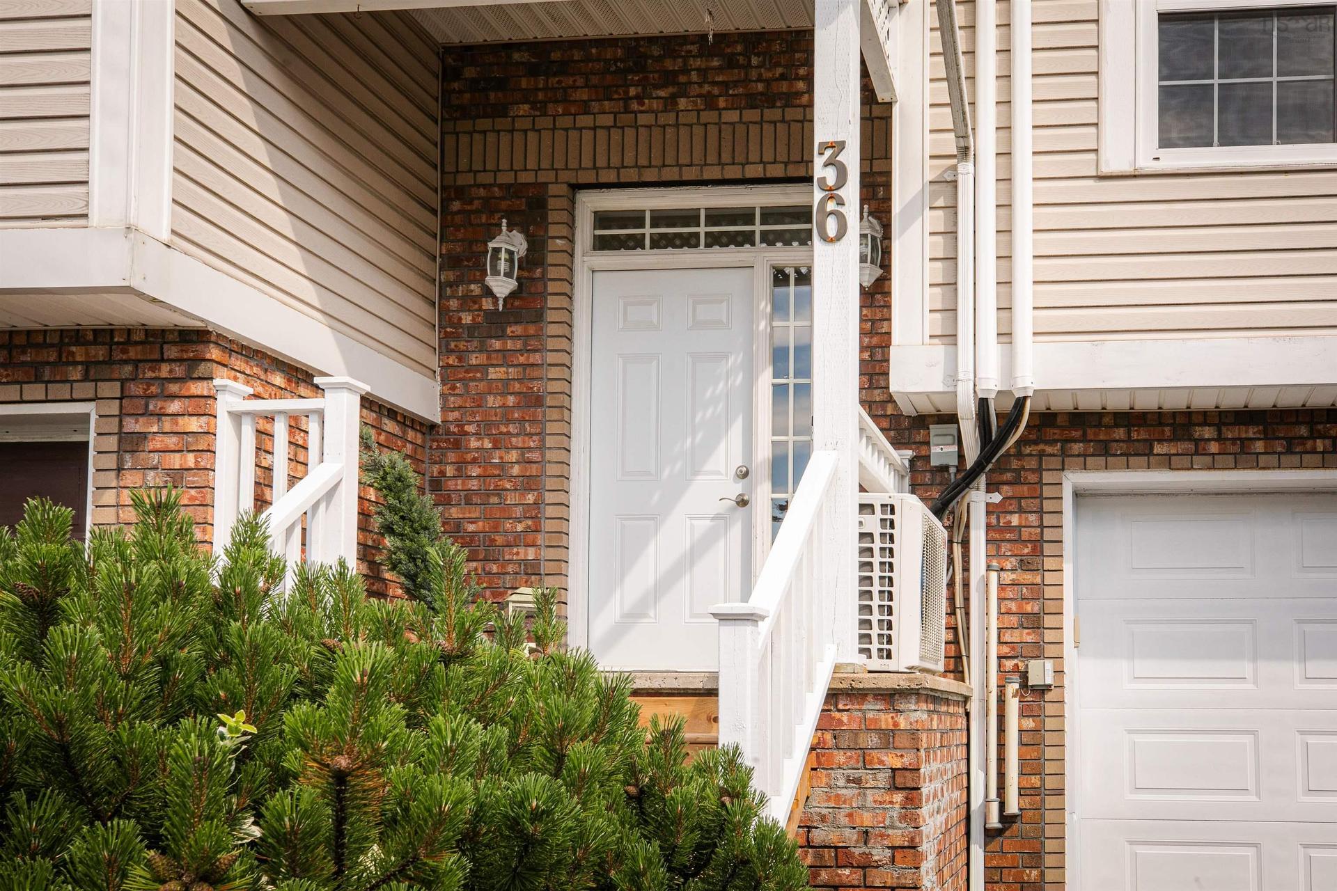 36 Stratford Way, Halifax, NS - Outdoor With Facade