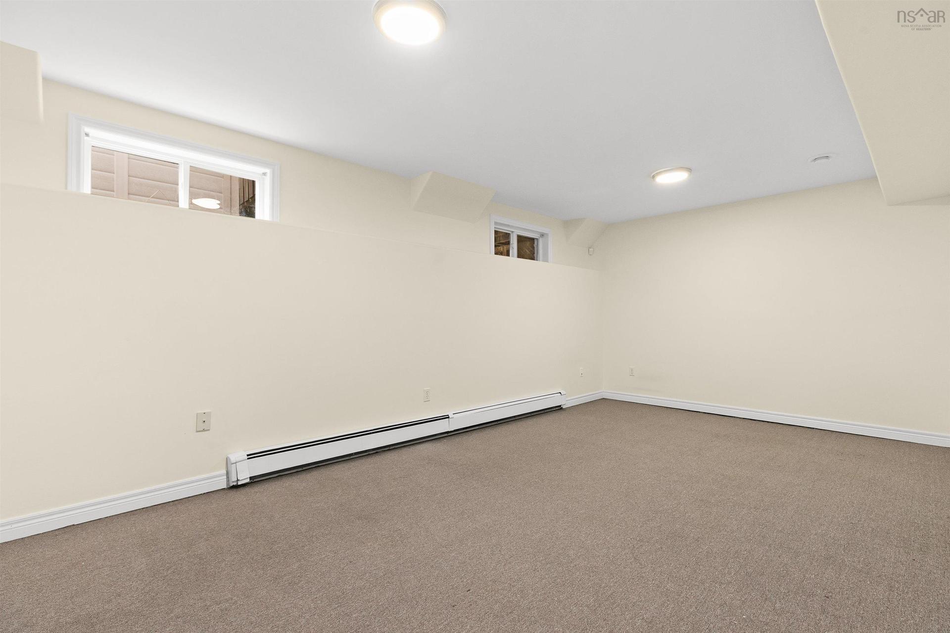 36 Stratford Way, Halifax, NS - Indoor Photo Showing Other Room