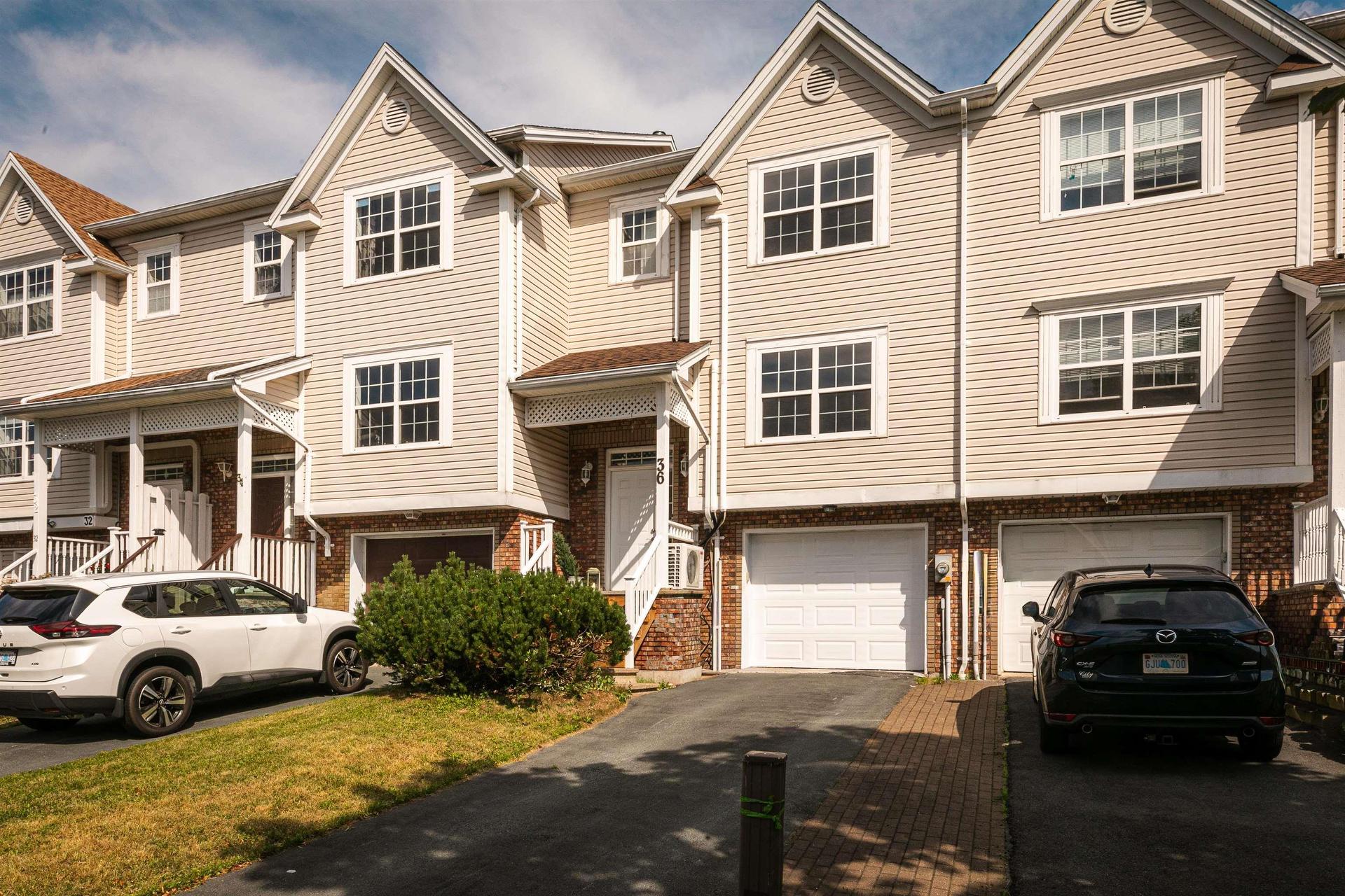 36 Stratford Way, Halifax, NS - Outdoor With Facade