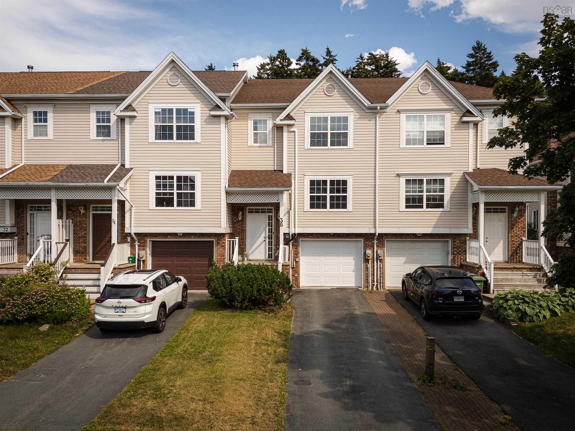 36 Stratford Way, Halifax, NS - Outdoor With Facade