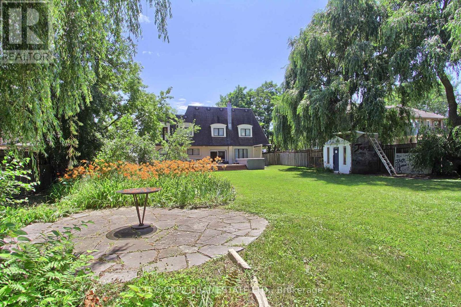 1543 Indian Grove, Mississauga, ON - Outdoor