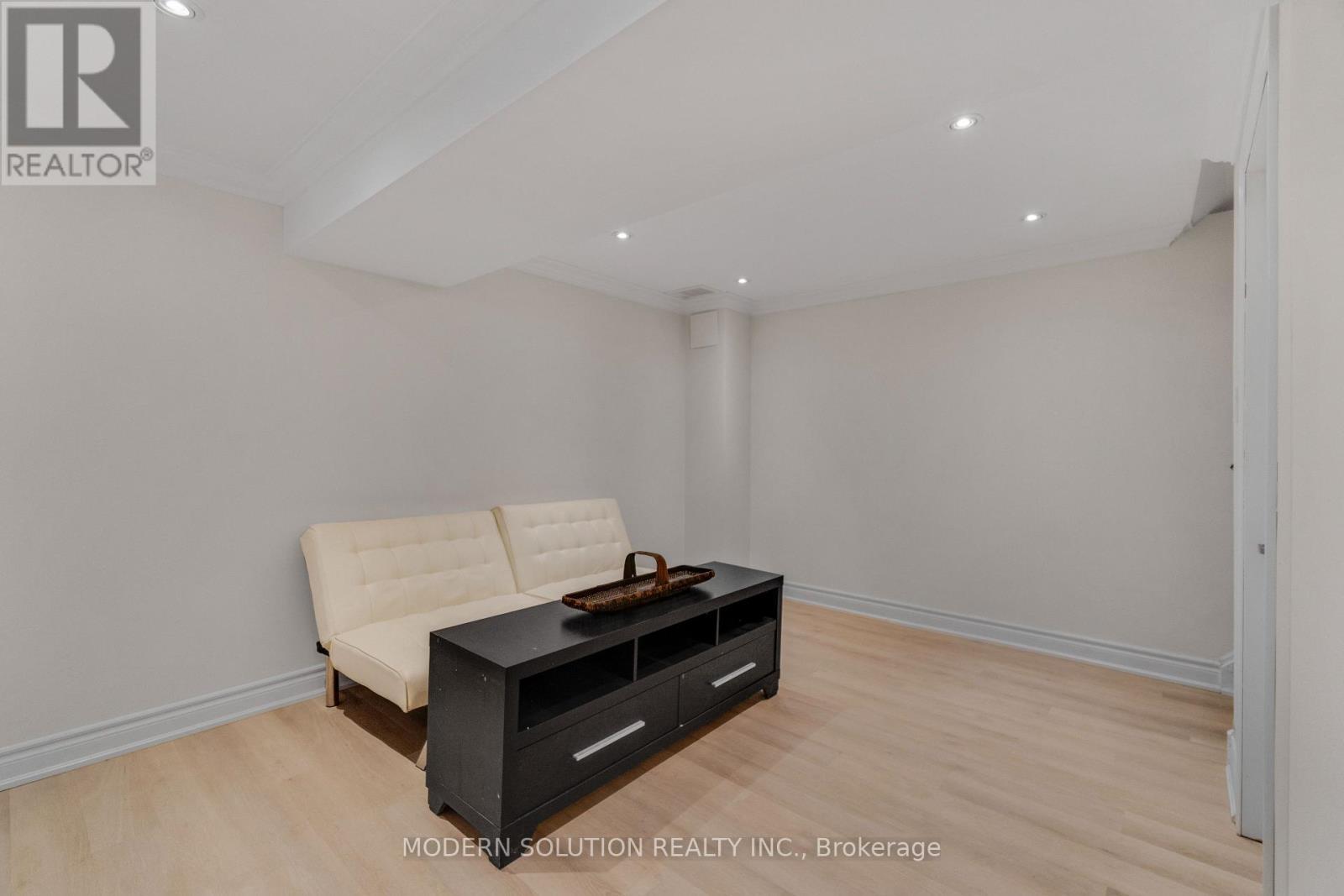 44 Bendamere Crescent, Markham, ON - Indoor Photo Showing Other Room