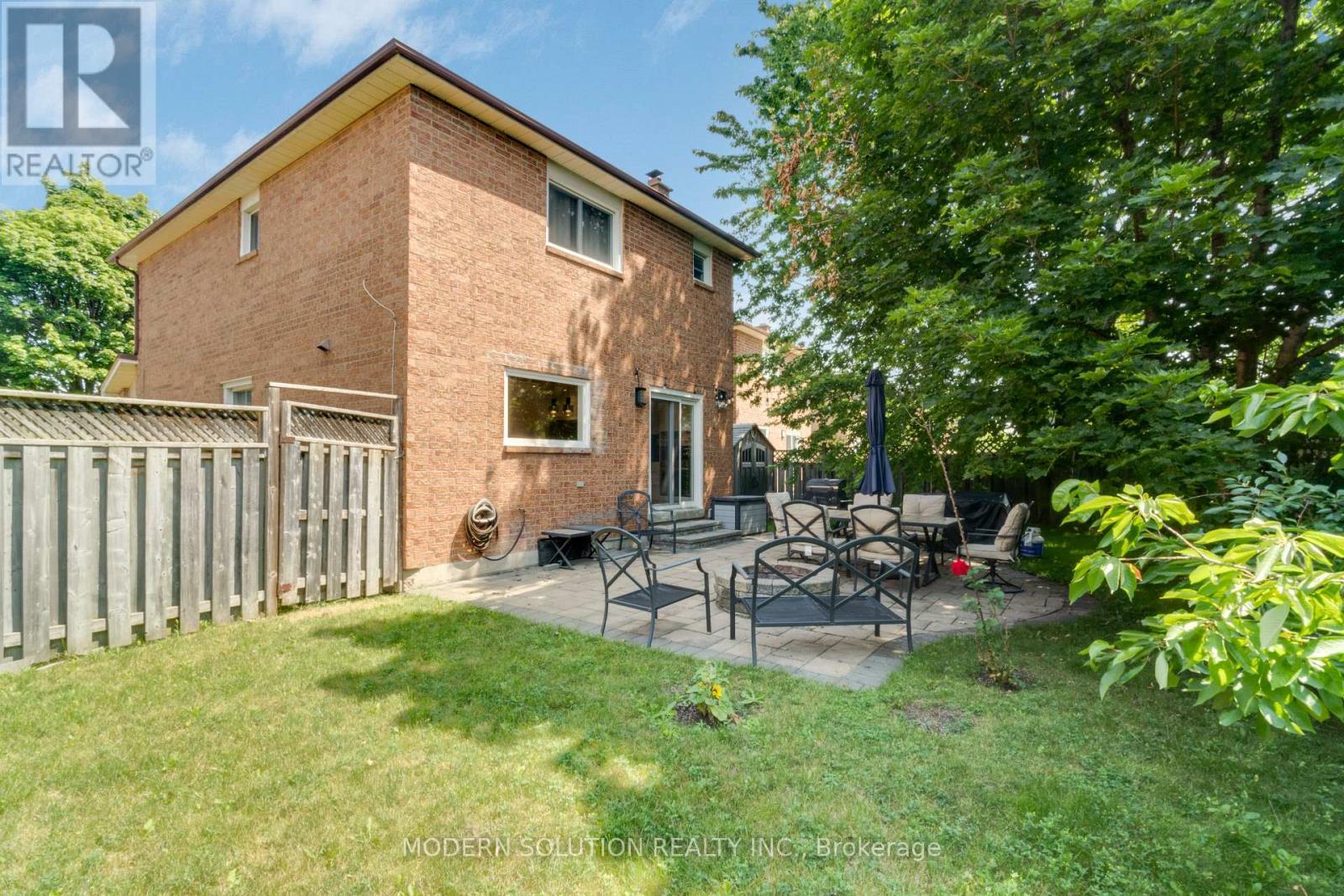 44 Bendamere Crescent, Markham, ON - Outdoor