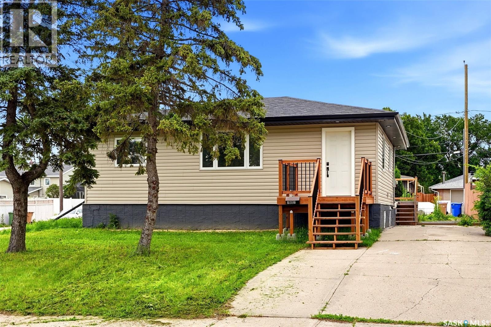 1601 Lacon Street, Regina, SK - Outdoor