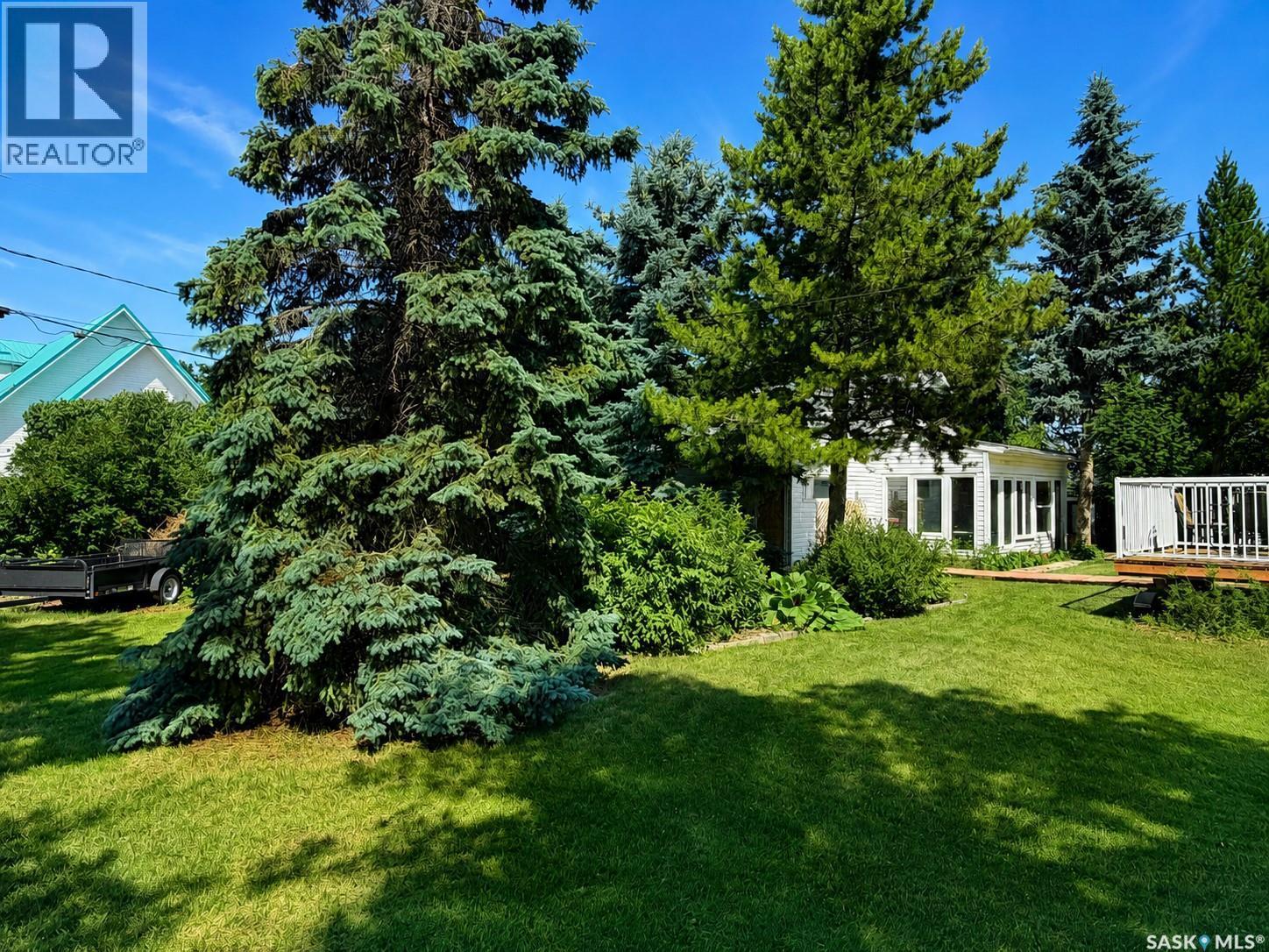 205 3Rd Avenue, Harris, SK - Outdoor