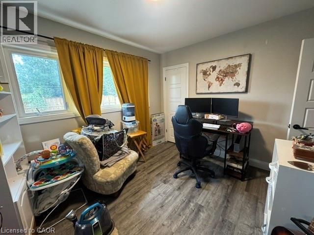 49 Edinburgh Road Unit# Main, Kitchener, ON - Indoor Photo Showing Office