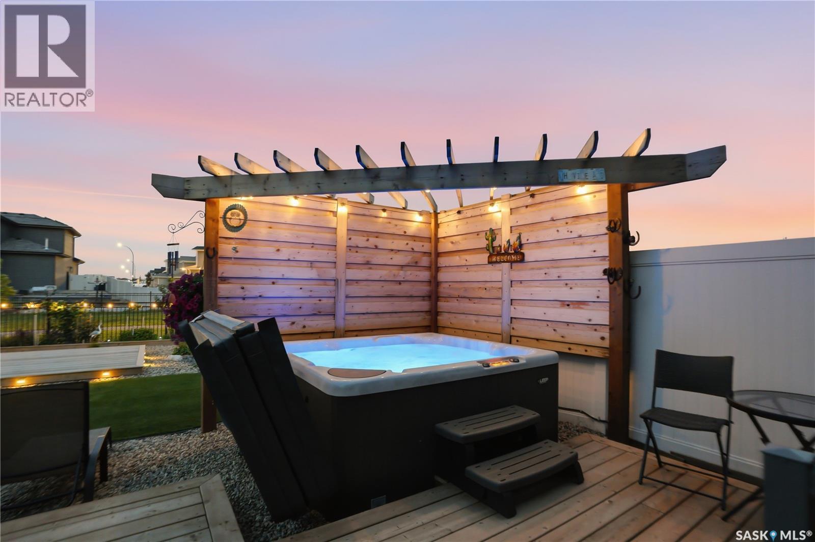 850 Brighton Gate, Saskatoon, SK - Outdoor With Deck Patio Veranda With Exterior