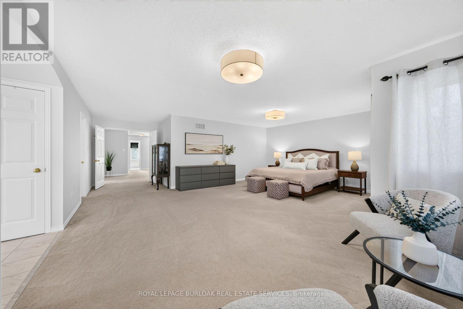 2203 Turnberry Road, Burlington, ON - Indoor Photo Showing Bedroom