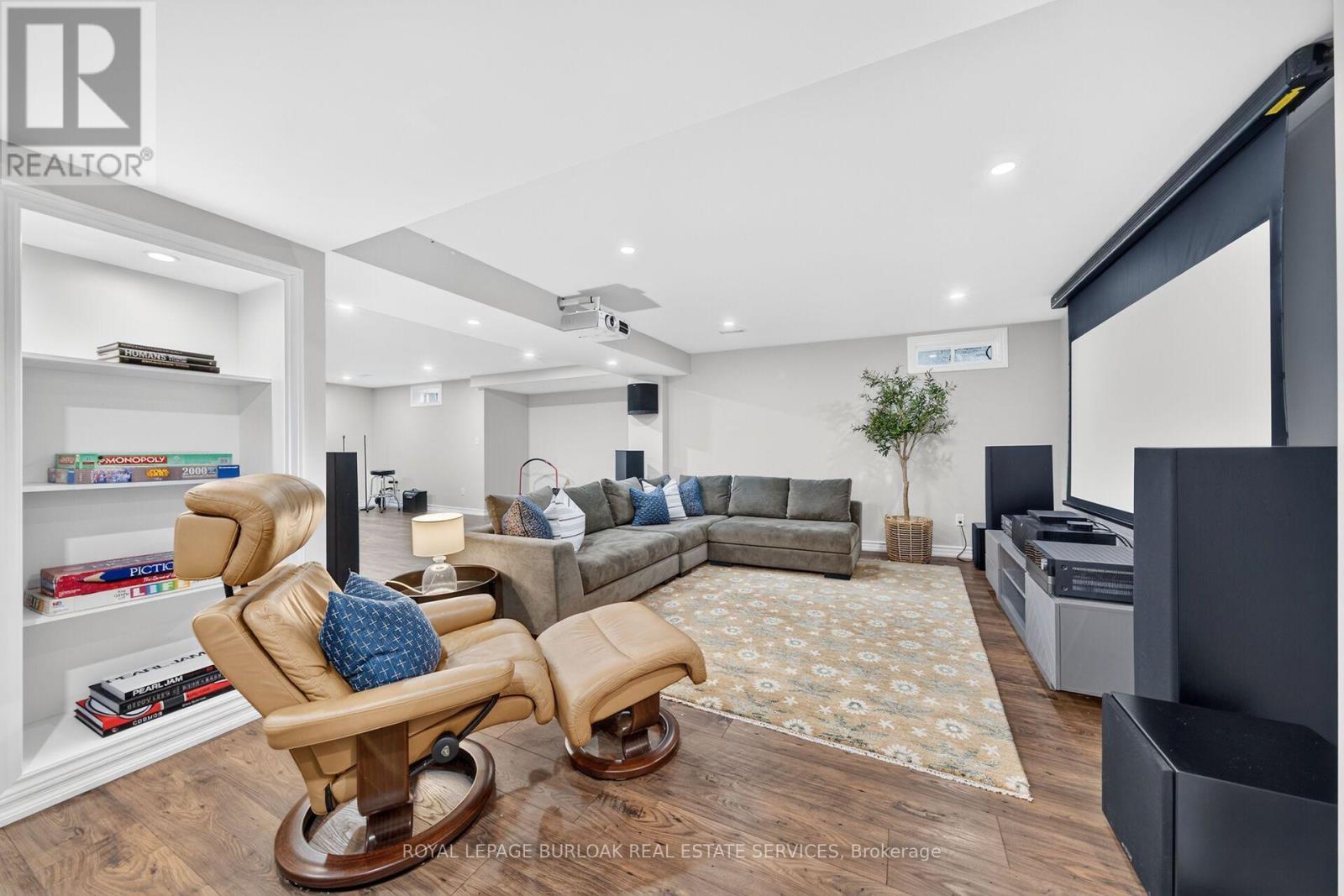 2203 Turnberry Road, Burlington, ON - Indoor
