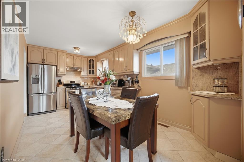 31 Summercrest Drive, Hamilton, ON - Indoor