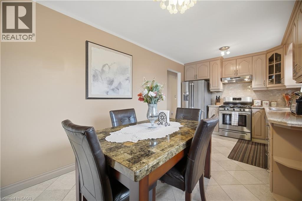 31 Summercrest Drive, Hamilton, ON - Indoor