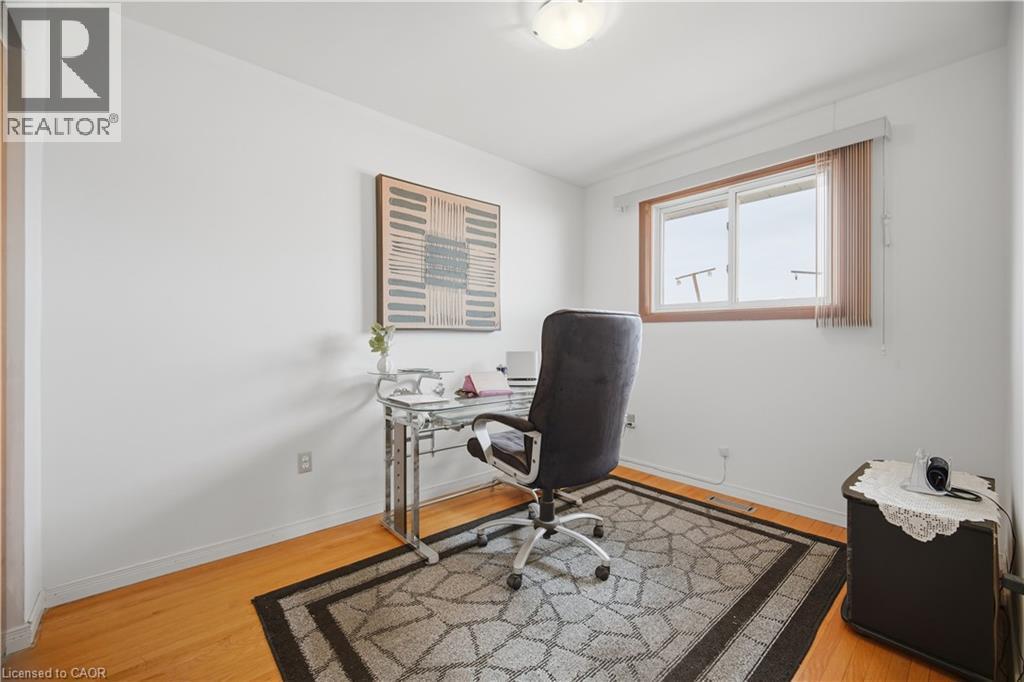 31 Summercrest Drive, Hamilton, ON - Indoor Photo Showing Office