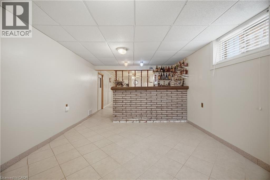 31 Summercrest Drive, Hamilton, ON - Indoor