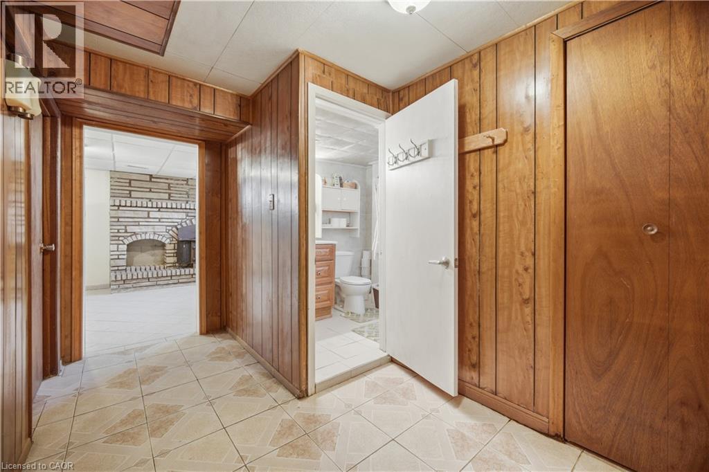 31 Summercrest Drive, Hamilton, ON - Indoor Photo Showing Other Room