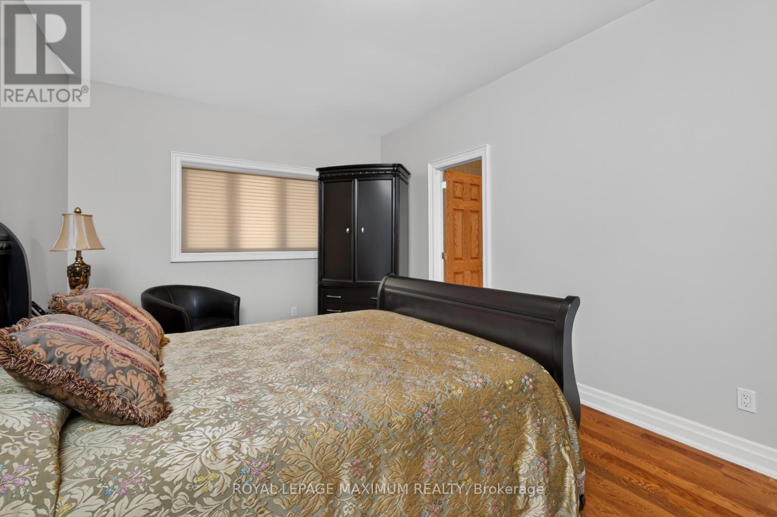 378 Rustic Road, Toronto, ON - Indoor Photo Showing Bedroom