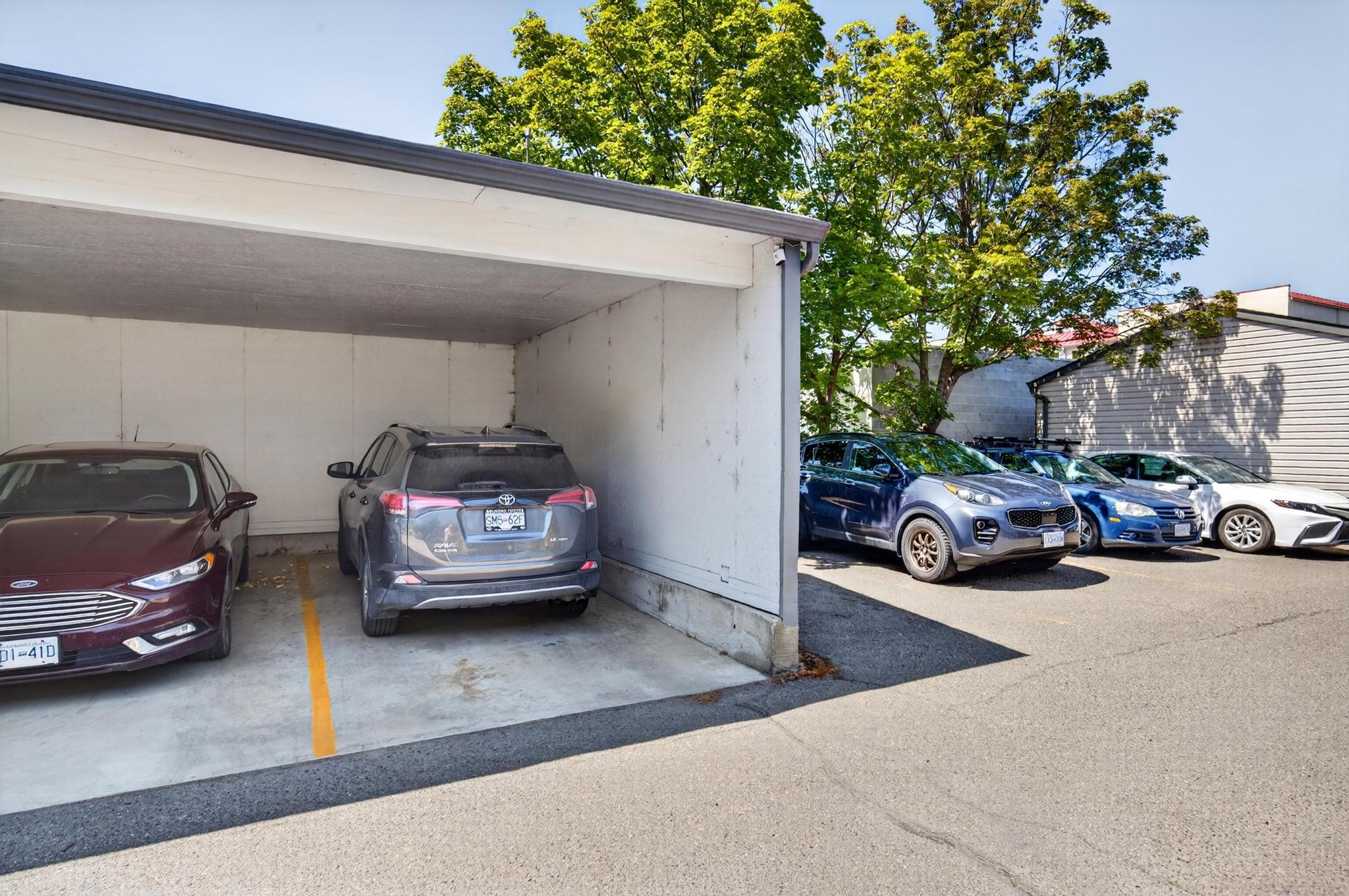 9-3000 Richter Street, Kelowna, BC