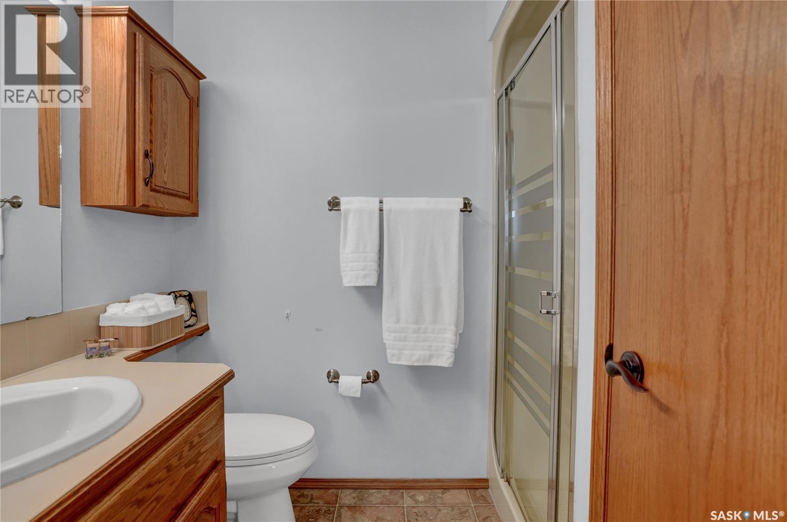 3474 Olive Grove, Regina, SK - Indoor Photo Showing Bathroom