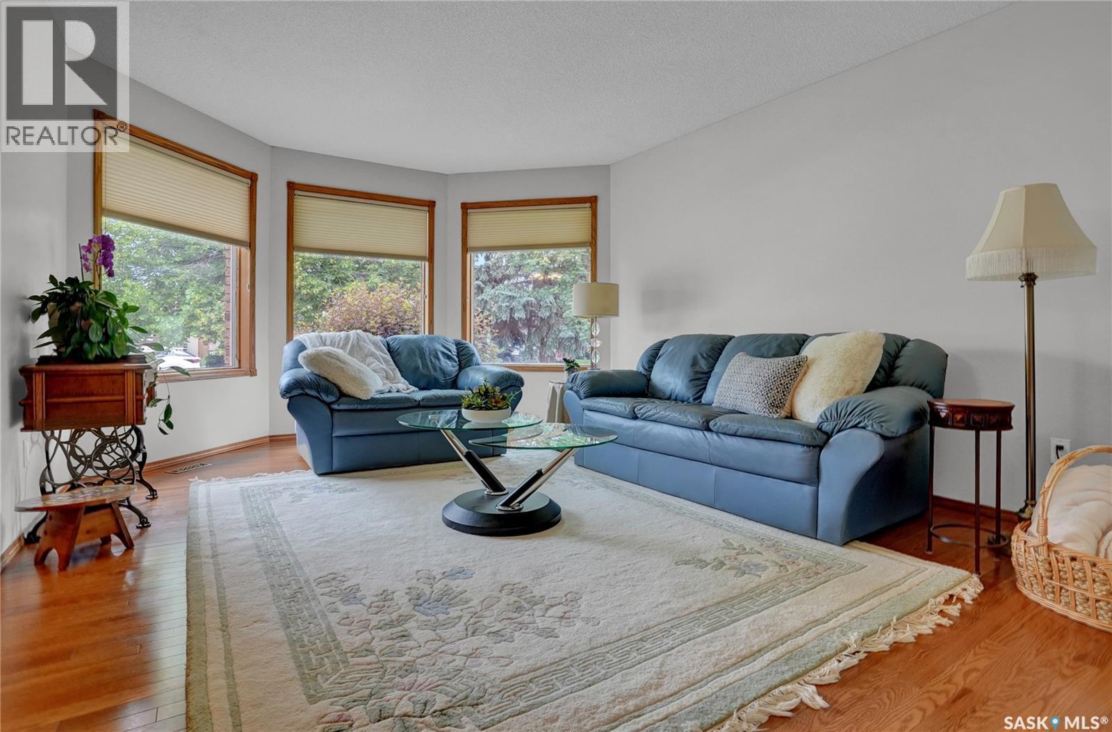 3474 Olive Grove, Regina, SK - Indoor Photo Showing Living Room