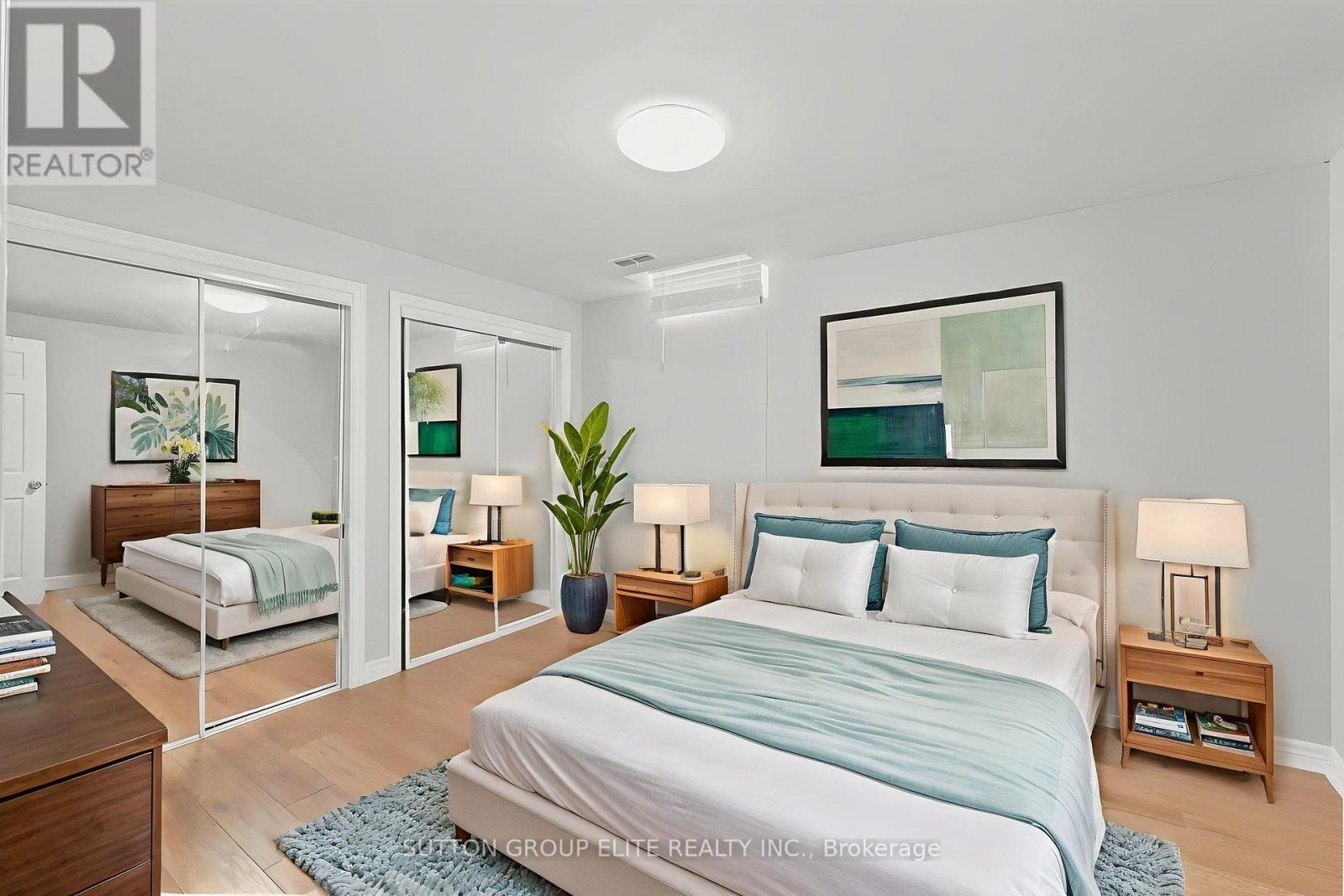 3561 Bertrand Road, Mississauga, ON - Indoor Photo Showing Bedroom
