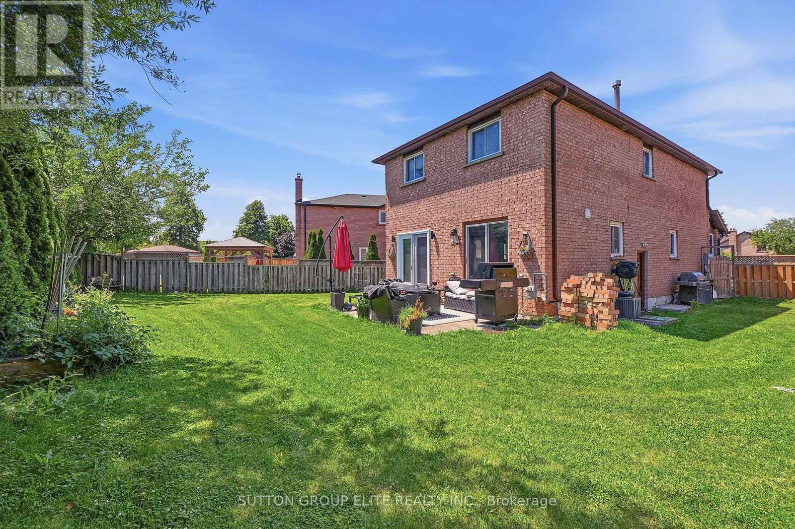 3561 Bertrand Road, Mississauga, ON - Outdoor