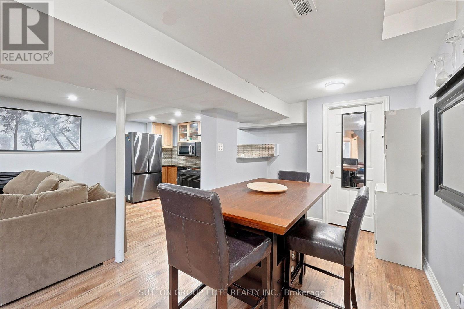 3561 Bertrand Road, Mississauga, ON - Indoor Photo Showing Dining Room