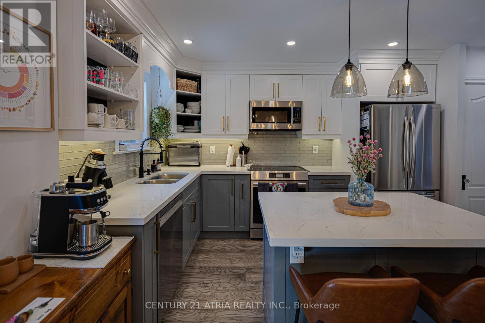 36 Miles Road, Toronto, ON - Indoor Photo Showing Kitchen With Double Sink With Upgraded Kitchen