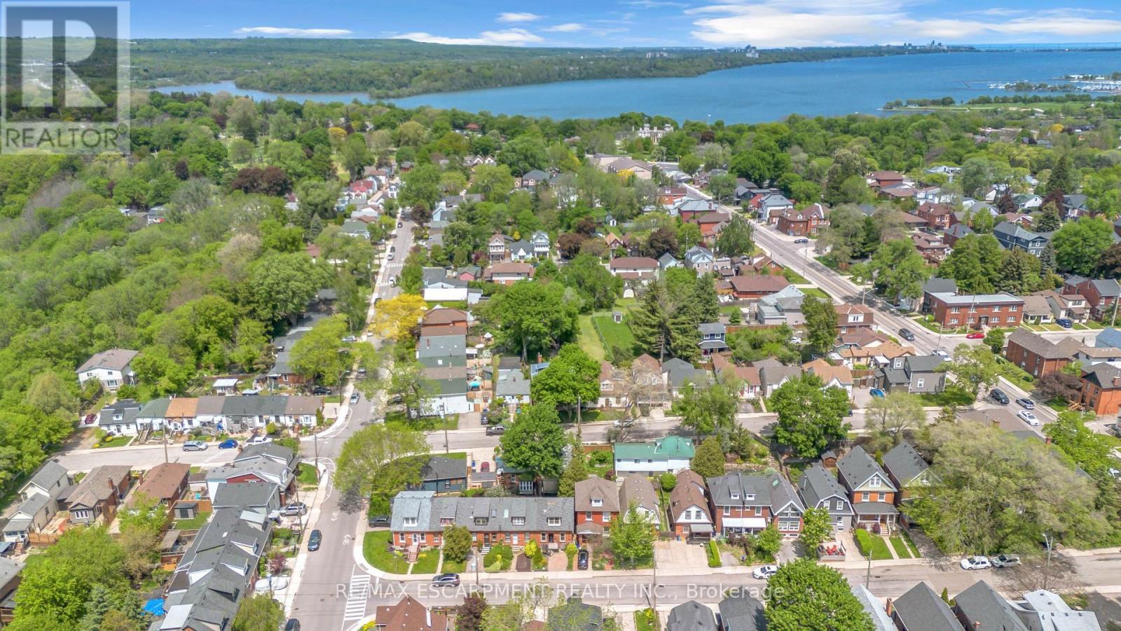 30 Sunset Avenue, Hamilton, ON - Outdoor With Body Of Water With View