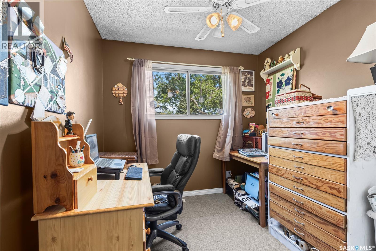 2450 15Th Avenue E, Prince Albert, SK - Indoor Photo Showing Office
