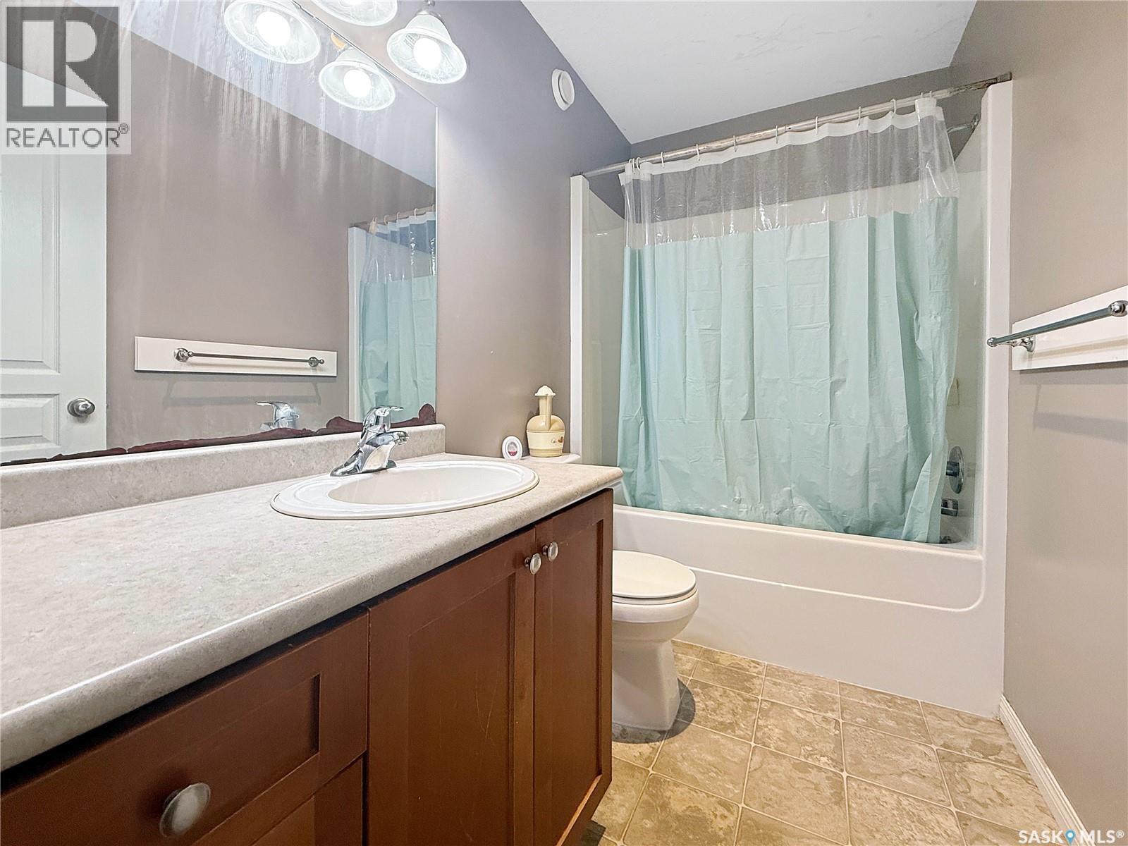 731 Adamson Crescent, Shellbrook, SK - Indoor Photo Showing Bathroom