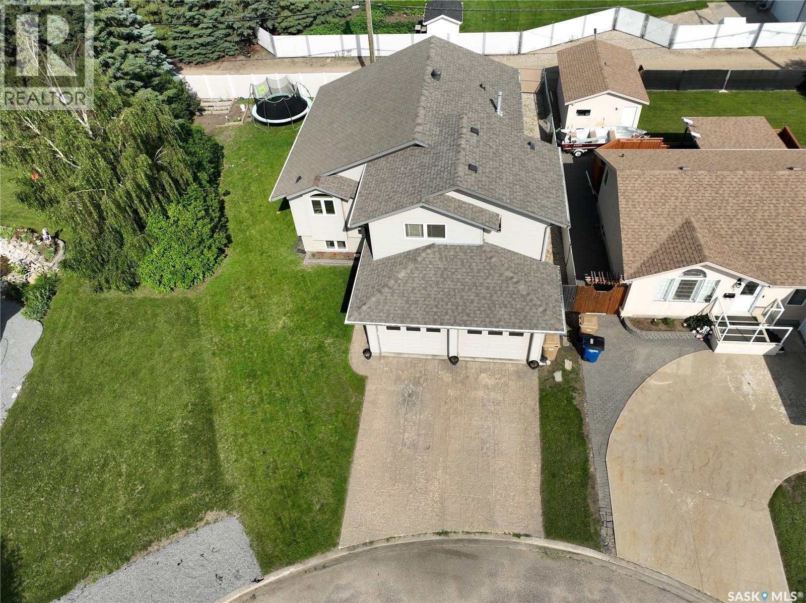 731 Adamson Crescent, Shellbrook, SK - Outdoor