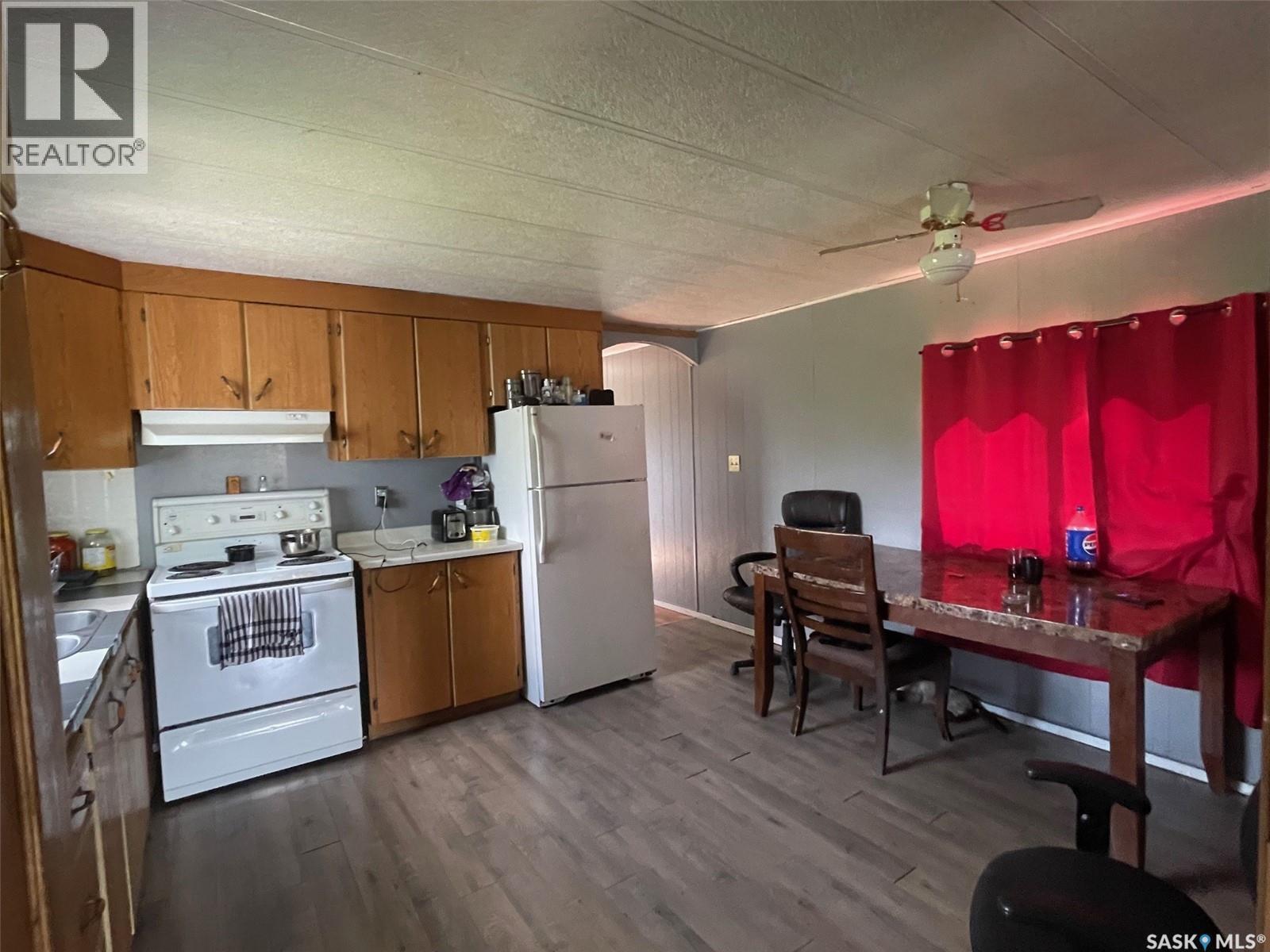 608 7Th Street E, Meadow Lake, SK