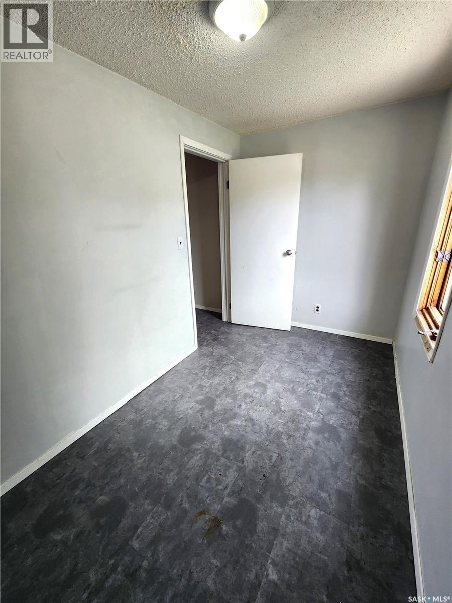 634 2Nd Street, Estevan, SK - Indoor Photo Showing Other Room