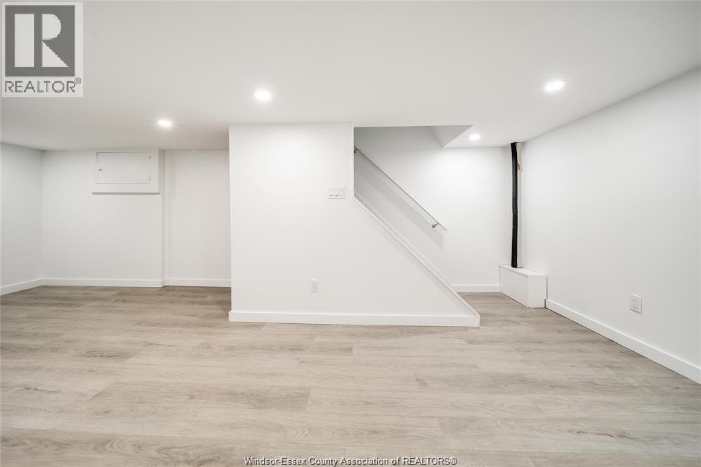 1691 Dougall, Windsor, ON - Indoor