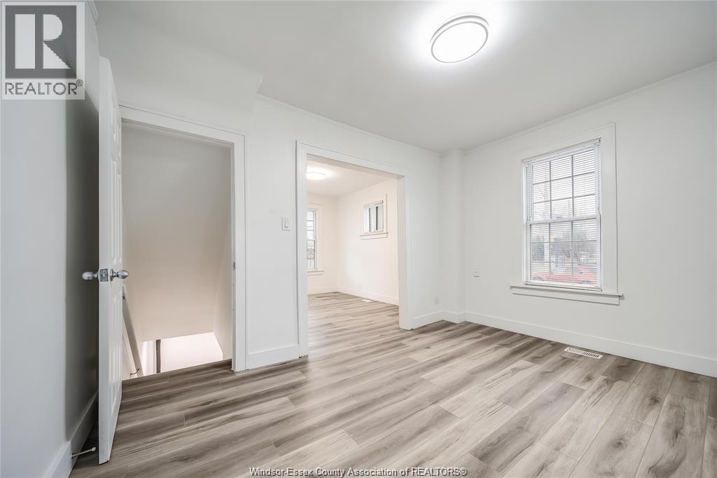 1691 Dougall, Windsor, ON - Indoor Photo Showing Other Room